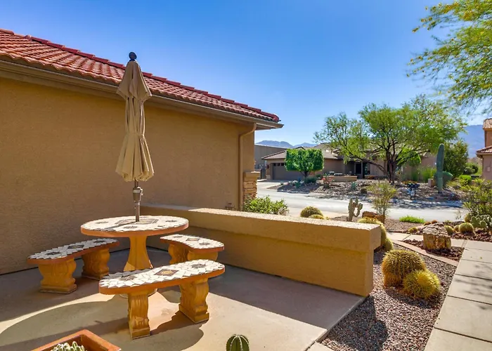 Holiday home Newly Renovated W/ Pool Access In Tucson! *