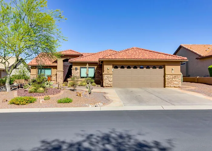 Newly Renovated W/ Pool Access In Tucson! Holiday home Catalina